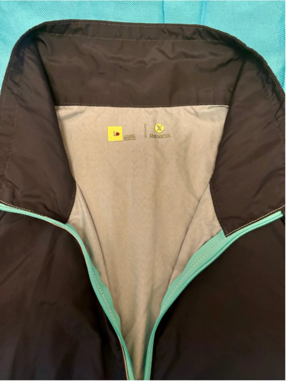 Xersion Women’s wind breaker type vest